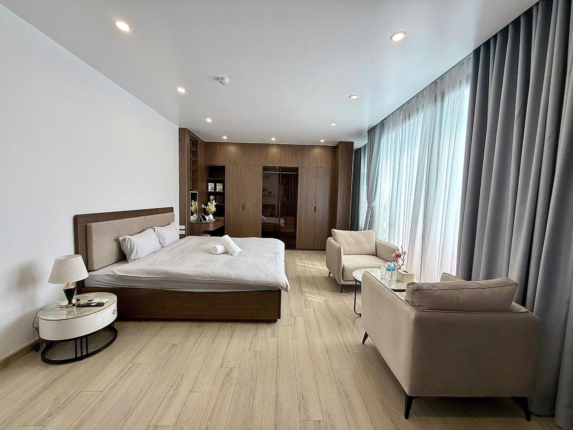 Crescendo Stylist Lakeview * Hà Nội